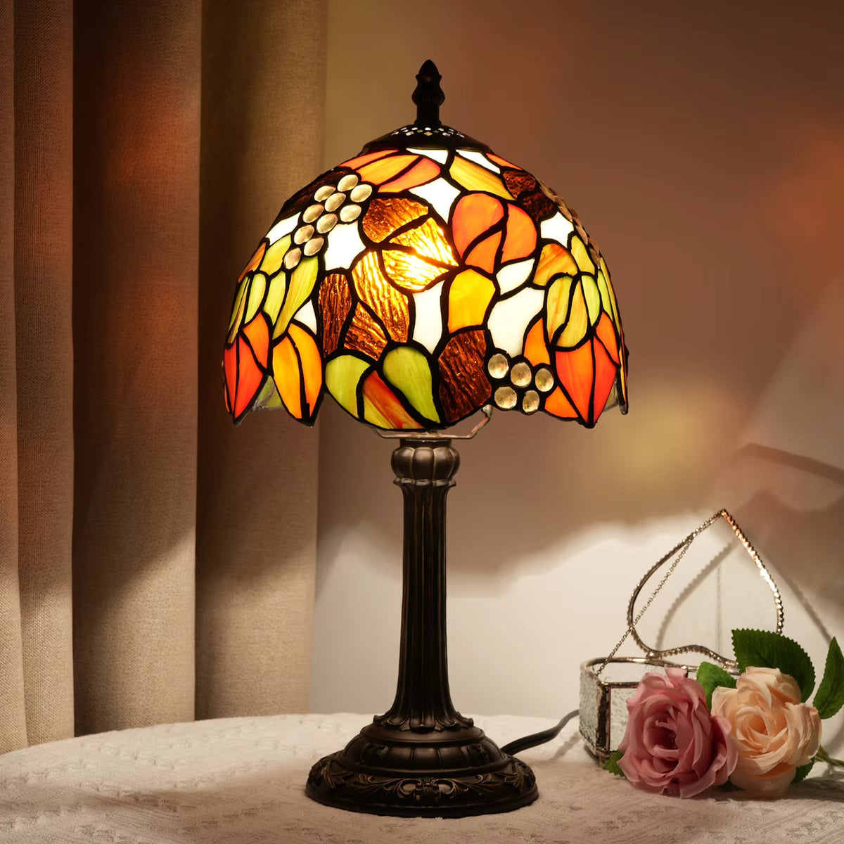 Vintage Tiffany Stained Glass Grapevine Table Lamp | Vintage Art Glass Desk Light